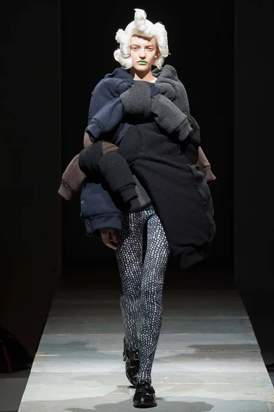 Look 20